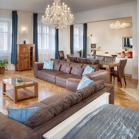 Smetanovo Nabrezi - Riverview Old Town Apartment Prag Exterior foto
