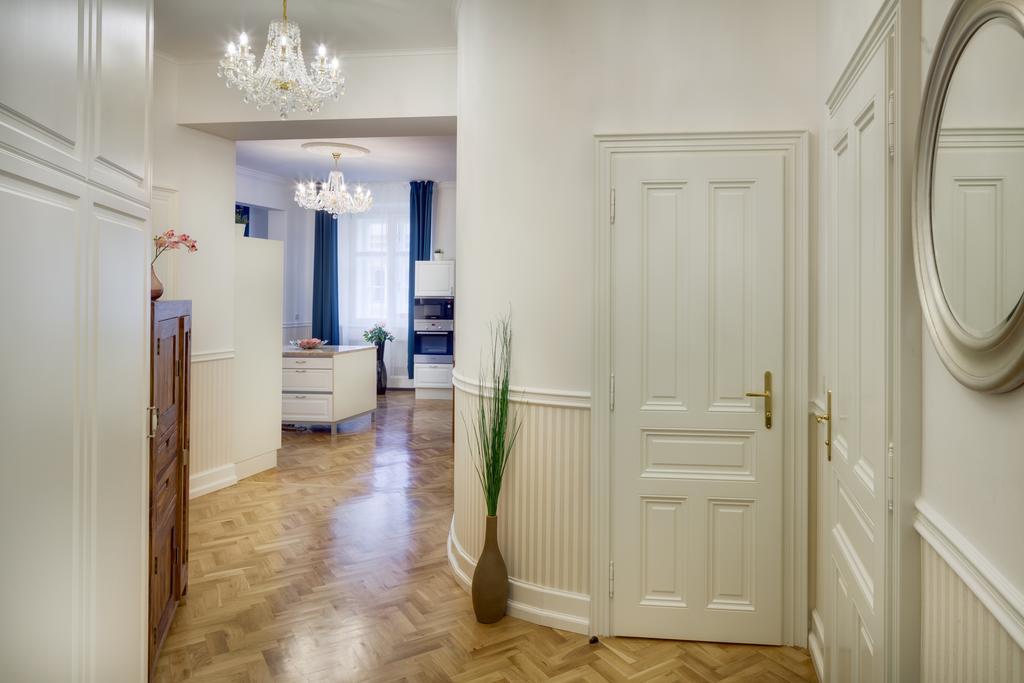 Smetanovo Nabrezi - Riverview Old Town Apartment Prag Exterior foto
