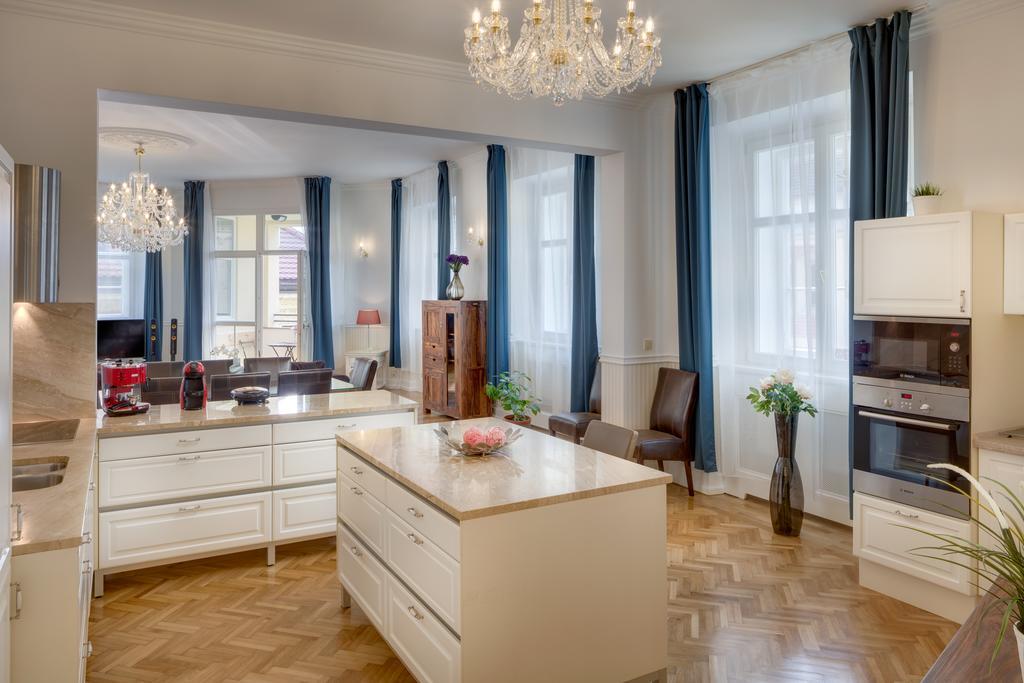 Smetanovo Nabrezi - Riverview Old Town Apartment Prag Exterior foto