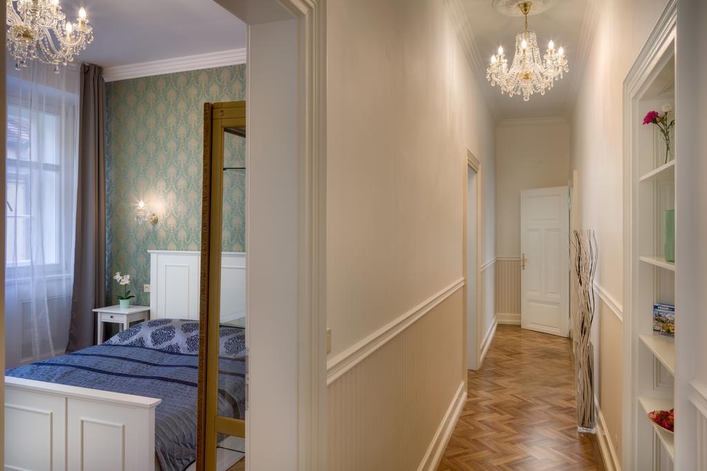 Smetanovo Nabrezi - Riverview Old Town Apartment Prag Exterior foto
